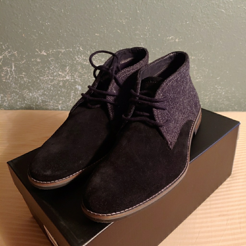 Alfani Suede Chukka boots Brand New with box.